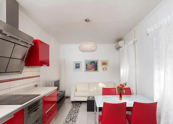 Central Luxury Apartments
